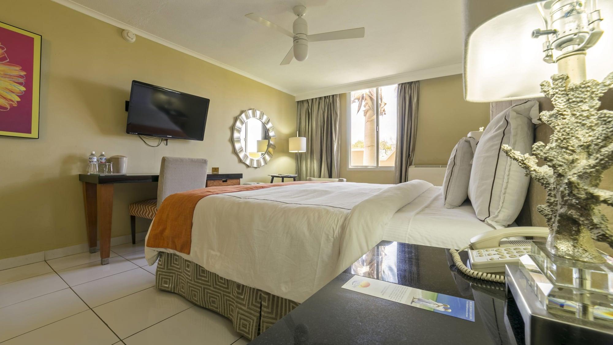 Tryp By Wyndham Aruba (Adults Only) Hotel Palm Beach Kültér fotó