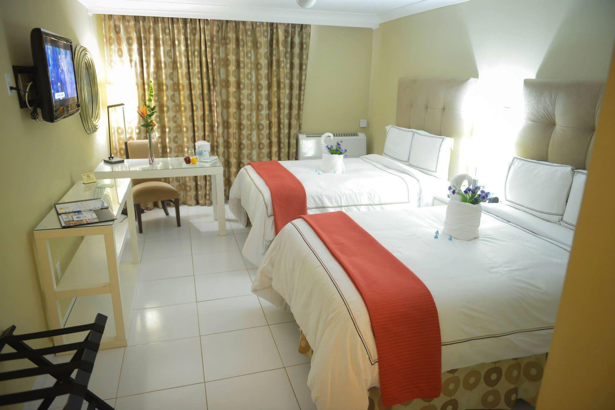 Tryp By Wyndham Aruba (Adults Only) Hotel Palm Beach Kültér fotó