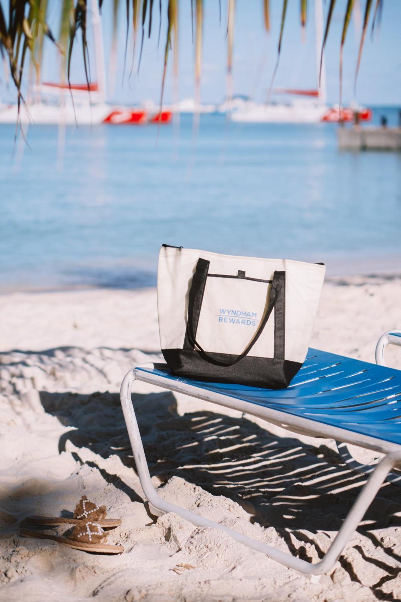 Tryp By Wyndham Aruba (Adults Only) Hotel Palm Beach Kültér fotó